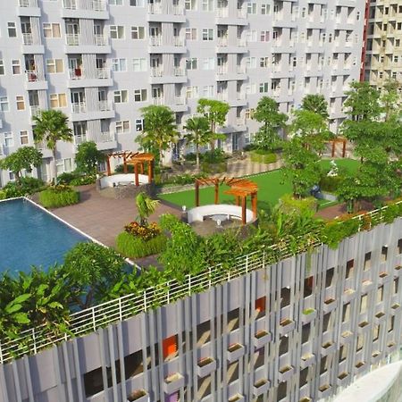 Vida View Apartement, Tower Asthon Unit 20 P Makassar Extérieur photo